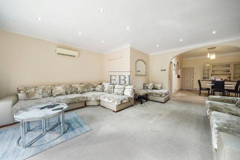 111 Mawney Road, Romford, RM7 7JA