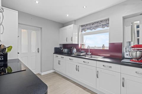 3 bedroom bungalow for sale, Seaview Road, Newhaven