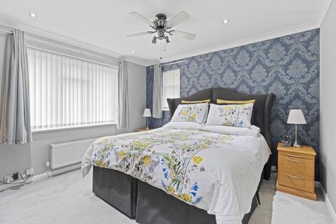 3 bedroom bungalow for sale, Seaview Road, Newhaven