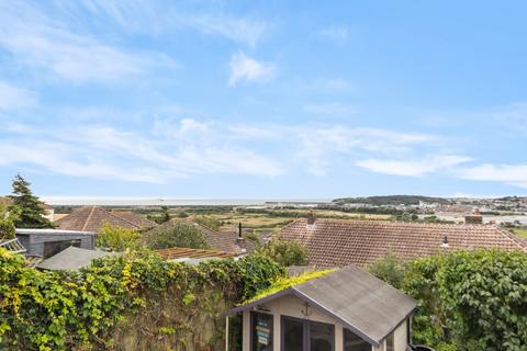 3 bedroom bungalow for sale, Seaview Road, Newhaven