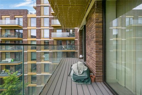 2 bedroom apartment for sale, Clipper Street, London, E16