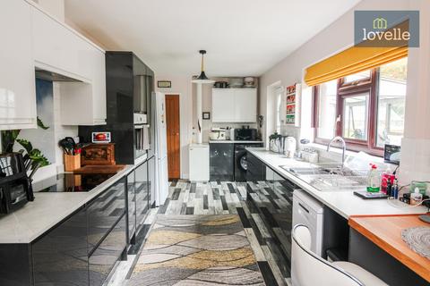 2 bedroom detached bungalow for sale, Main Road, Saltfleet LN11