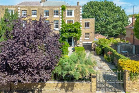 undefined, Norwood Green Road, Norwood Green, UB2