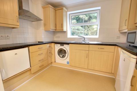 2 bedroom retirement property for sale, Rollesbrook Gardens, Southampton