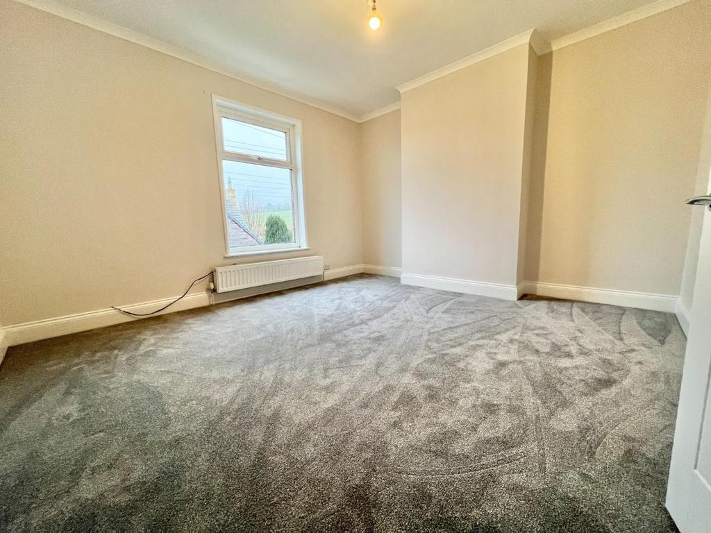 Bedroom (front)