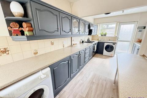 3 bedroom terraced house for sale, St. Peters Road, Plymouth PL5