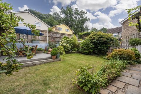 undefined, Pine View Close, Bursledon SO31