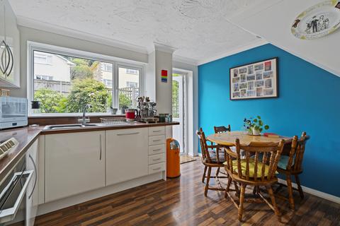 undefined, Pine View Close, Bursledon SO31