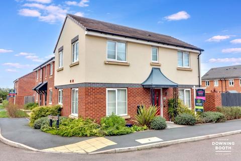 9 Carter Close, Tamworth, B79 8UE