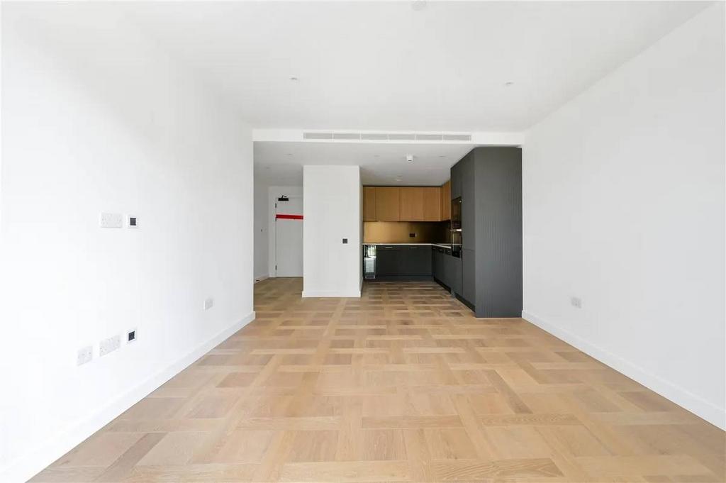 3 Boxwood Gardens, London E1 W