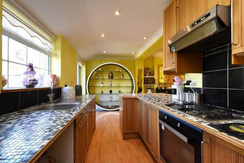4 bedroom semi-detached house for sale, Mornington Avenue, Bromley, Kent, BR1