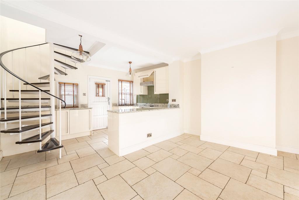 Sitting To Kitchen