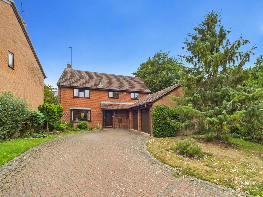 Partridge Close Buckingham 4 Bed Detached House For Sale 525 000 partridge-close-buckingham-4-bed-detached-house-for-sale-525-000