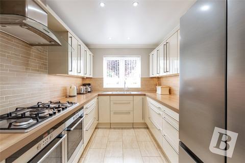 156 Cranham Gardens, Upminster, RM14 1JT