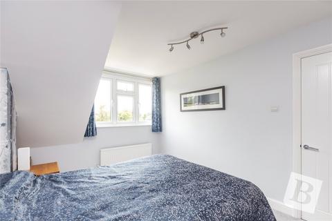 156 Cranham Gardens, Upminster, RM14 1JT