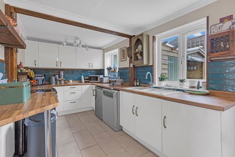 86 Durban Crescent, Dover, CT16 2JJ