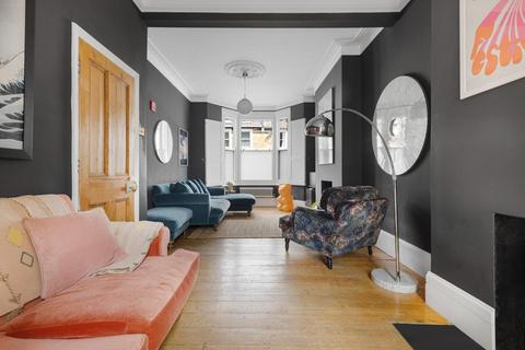 22 Tyssen Road, London, N16 7LX