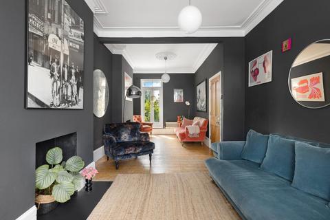 22 Tyssen Road, London, N16 7LX