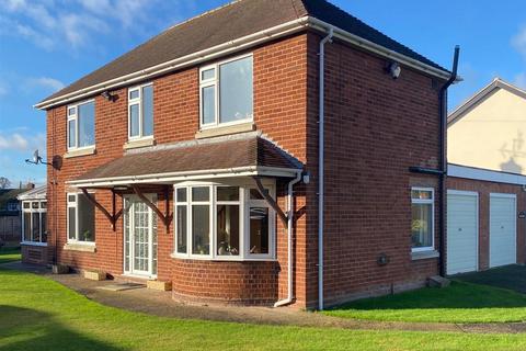Dalewood, Shrewsbury Road, Pontesbury, Shrewsbury, SY5 0QA