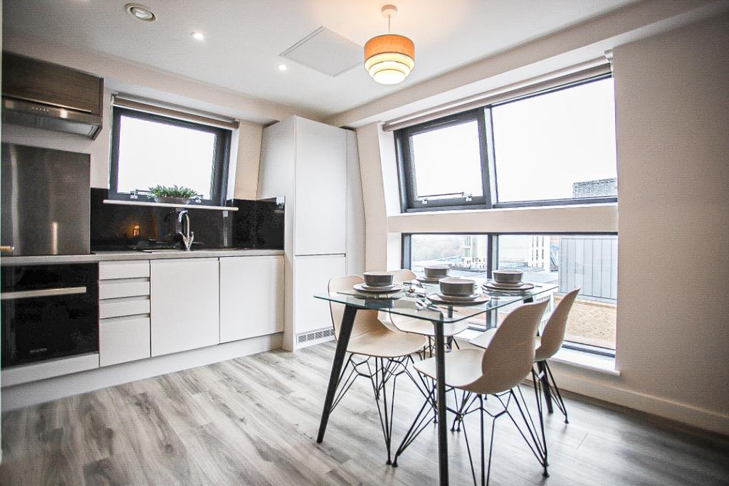 Apartment in Newcastle upon Tyne, Tyne and Wear - View 3