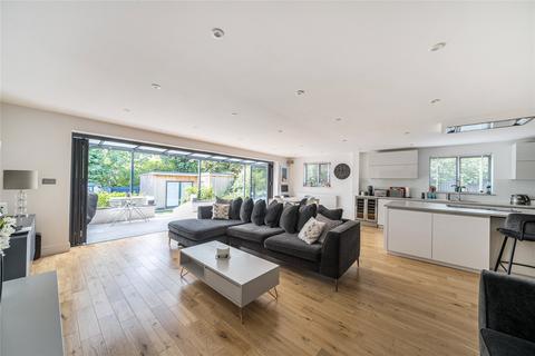 undefined, Lych Way, Surrey GU21