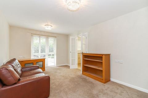 2 bedroom retirement property for sale, Hempstead Road, Watford, WD17