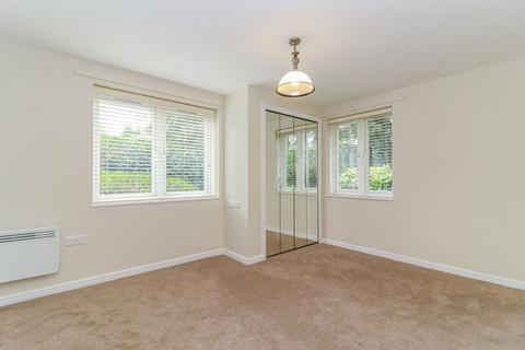 2 bedroom retirement property for sale, Hempstead Road, Watford, WD17