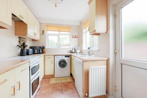 98 Pams Way, Epsom, KT19 0HP