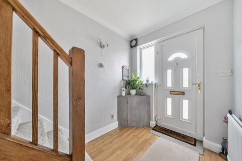 undefined, Maytree Crescent, Watford WD24 5NJ