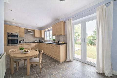 undefined, Kirtle Drive, Four Marks, Alton, Hampshire, GU34