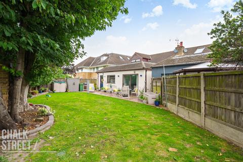 4 bedroom semi-detached bungalow for sale, Thakeray, New Road, Rainham, RM13