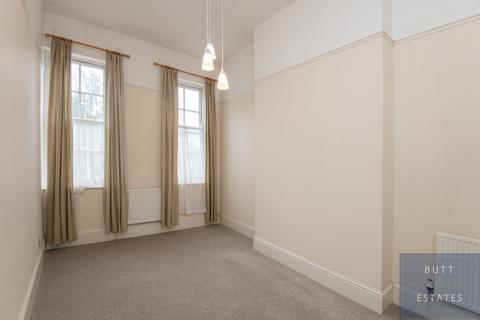 30, South Grange Clyst Heath, Exeter, EX2 7EY