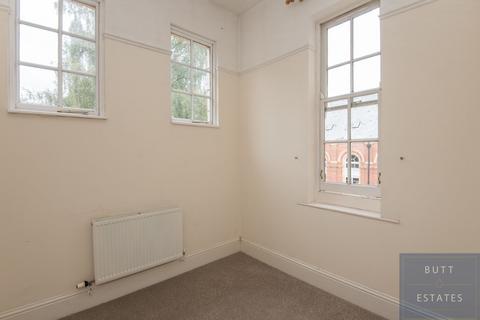 30, South Grange Clyst Heath, Exeter, EX2 7EY