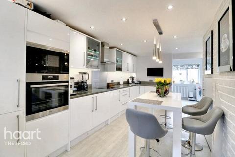 undefined, Ash Close, Thetford