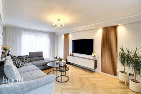 undefined, Ash Close, Thetford