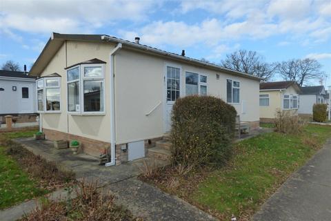 2 bedroom mobile home for sale