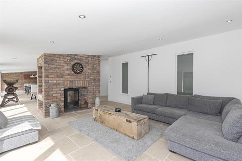 undefined, Bristol Road, Bristol BS37