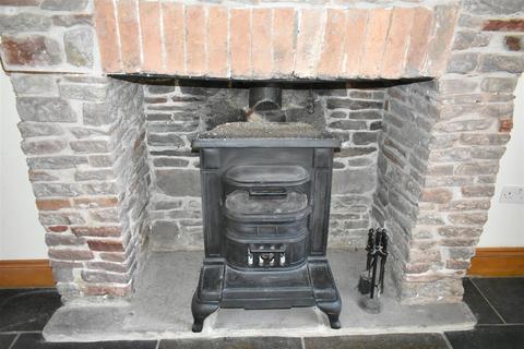 3 bedroom cottage for sale, Woodend Road, Bristol BS36
