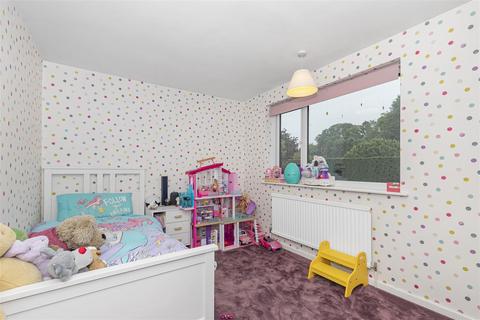124 Badminton Road, Coalpit Heath, Bristol, BS36 2SZ