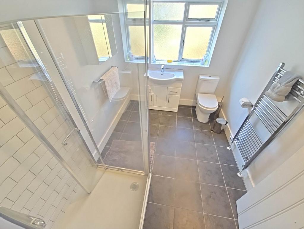 House in Reading - View 3
