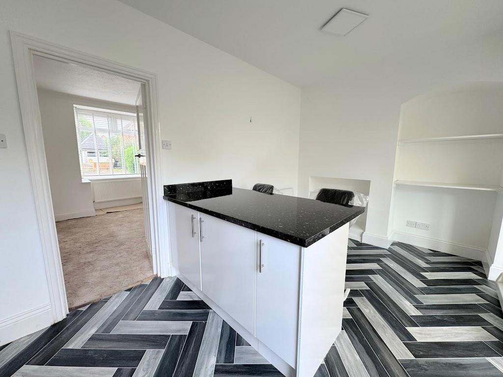 Dining kitchen