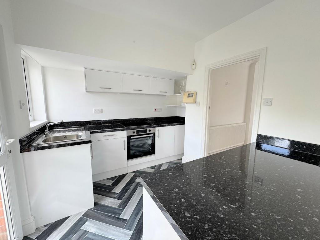 Dining kitchen