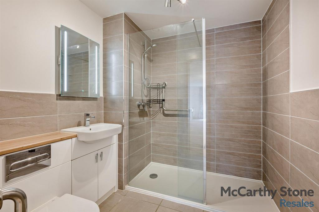 8660410-interior16-800.jpg