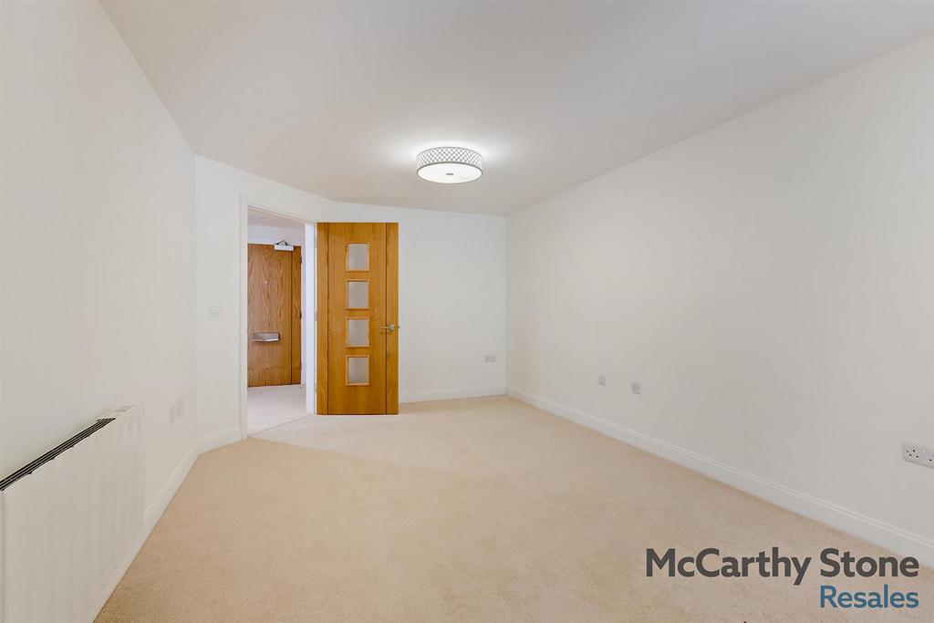 8660410-interior03-800.jpg