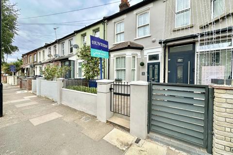 Tachbrook Road, Southall
