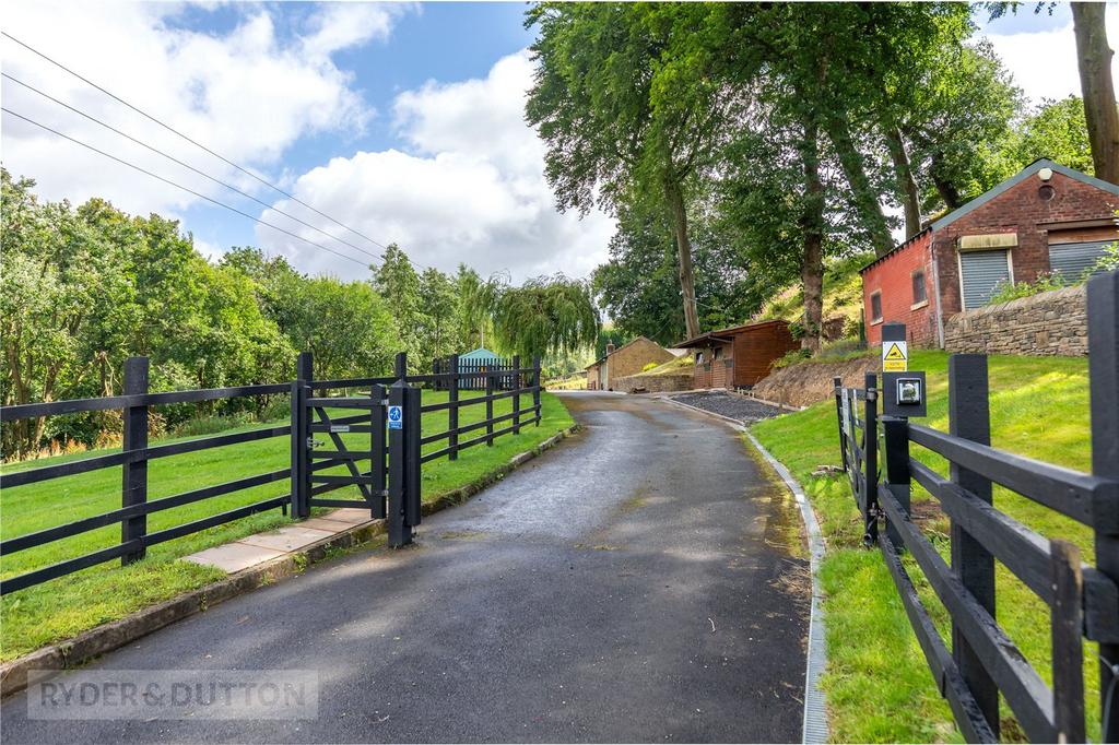 Private Driveway