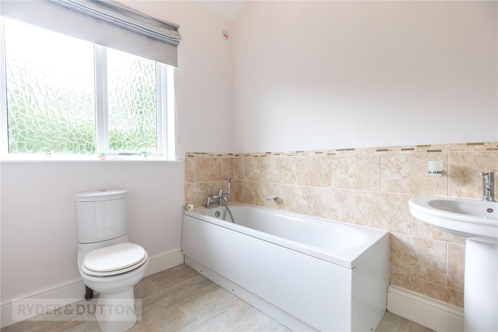 En-Suite Bathroom