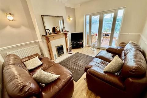 30 Birchfields Road, Willenhall, WV12 4PH
