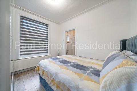 68 Morley Avenue, London, N22 6NG