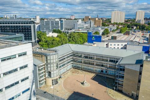 Office to rent, 200 Renfield St Glasgow G2 3QB